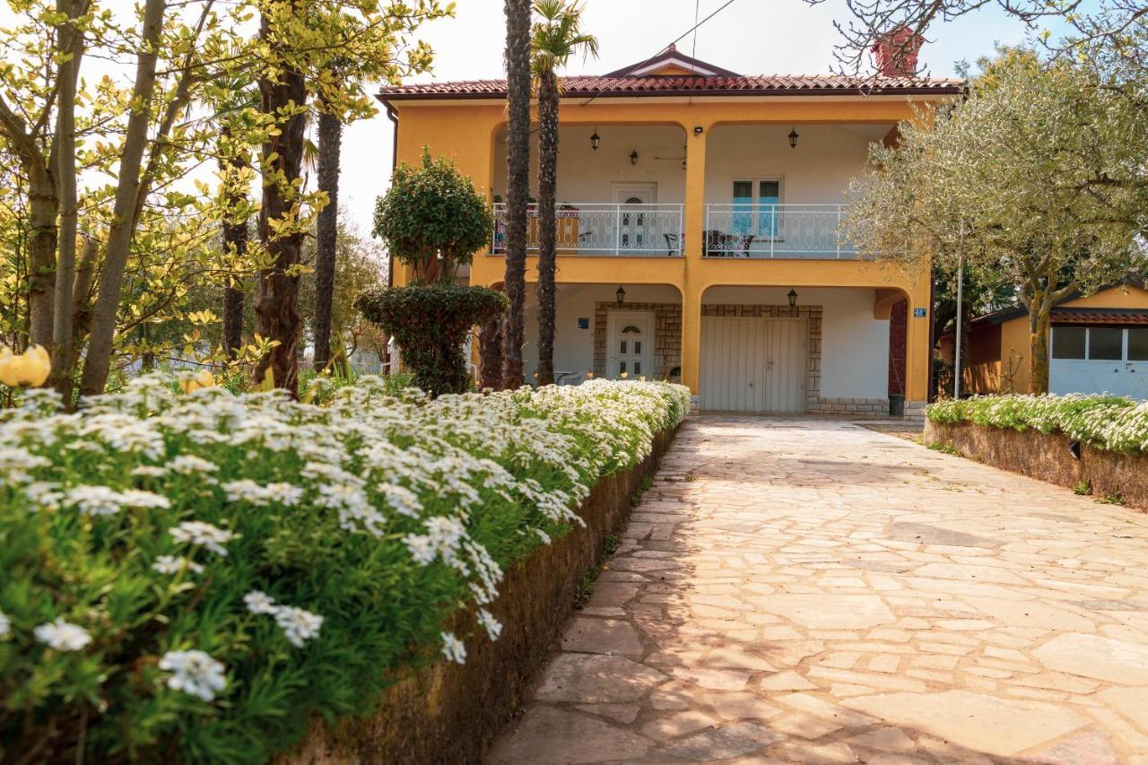 Apartment Villa Olga Poreč Exterior foto