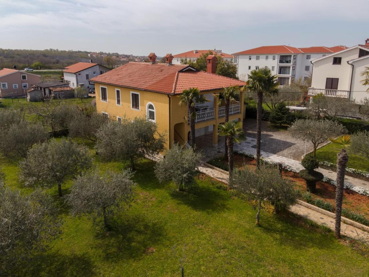 Apartment Villa Olga Poreč Exterior foto