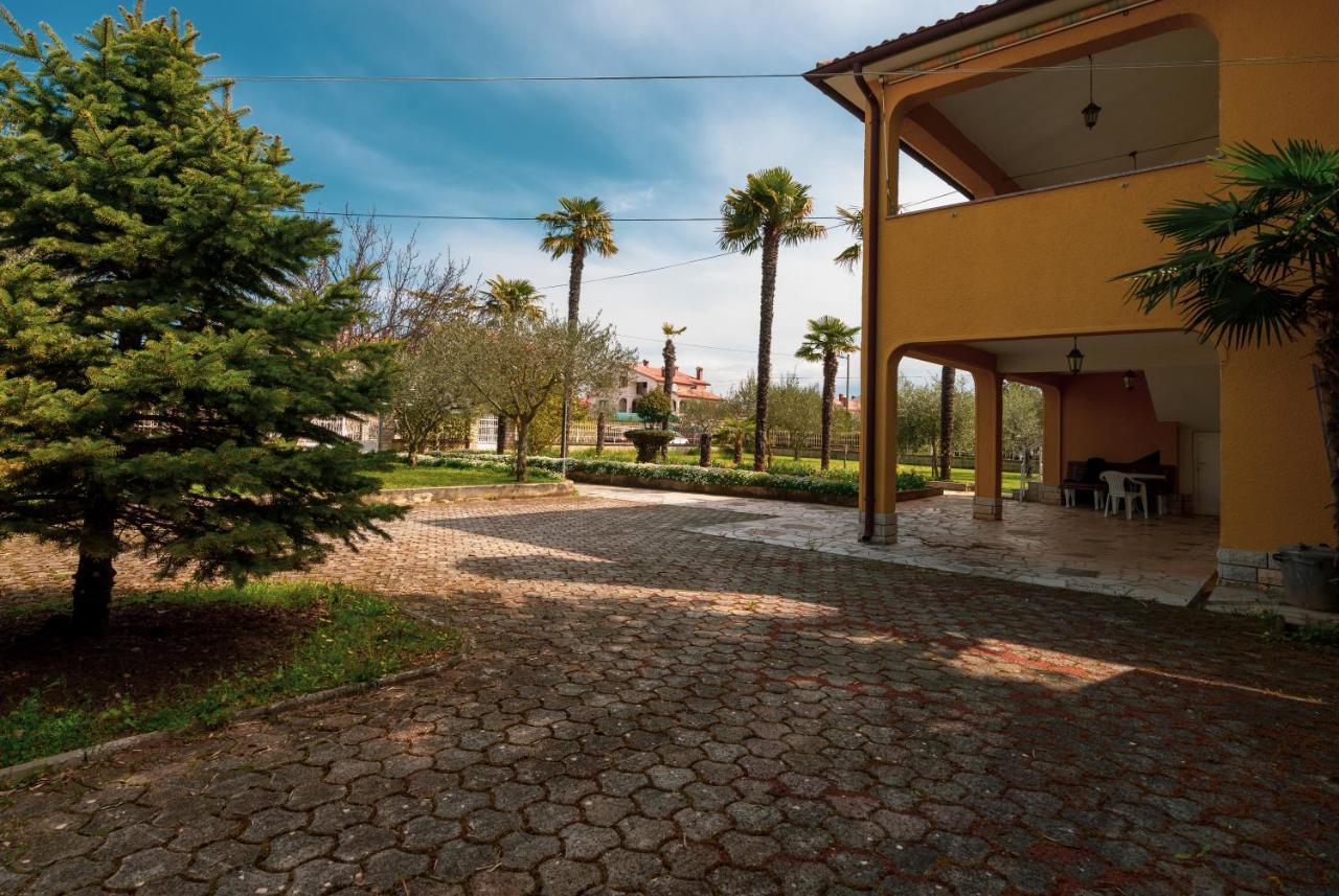 Apartment Villa Olga Poreč Exterior foto