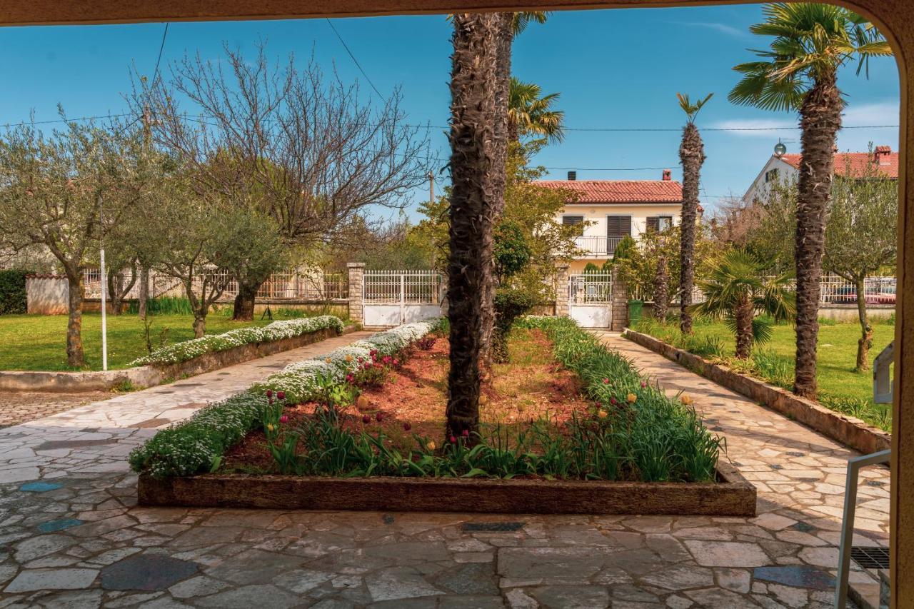 Apartment Villa Olga Poreč Exterior foto
