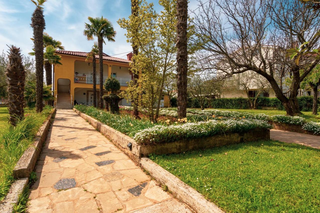 Apartment Villa Olga Poreč Exterior foto