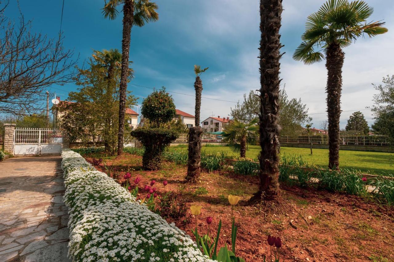 Apartment Villa Olga Poreč Exterior foto
